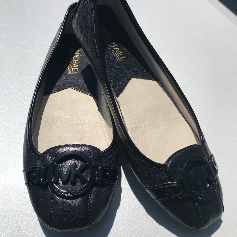 Michael Kors flats
